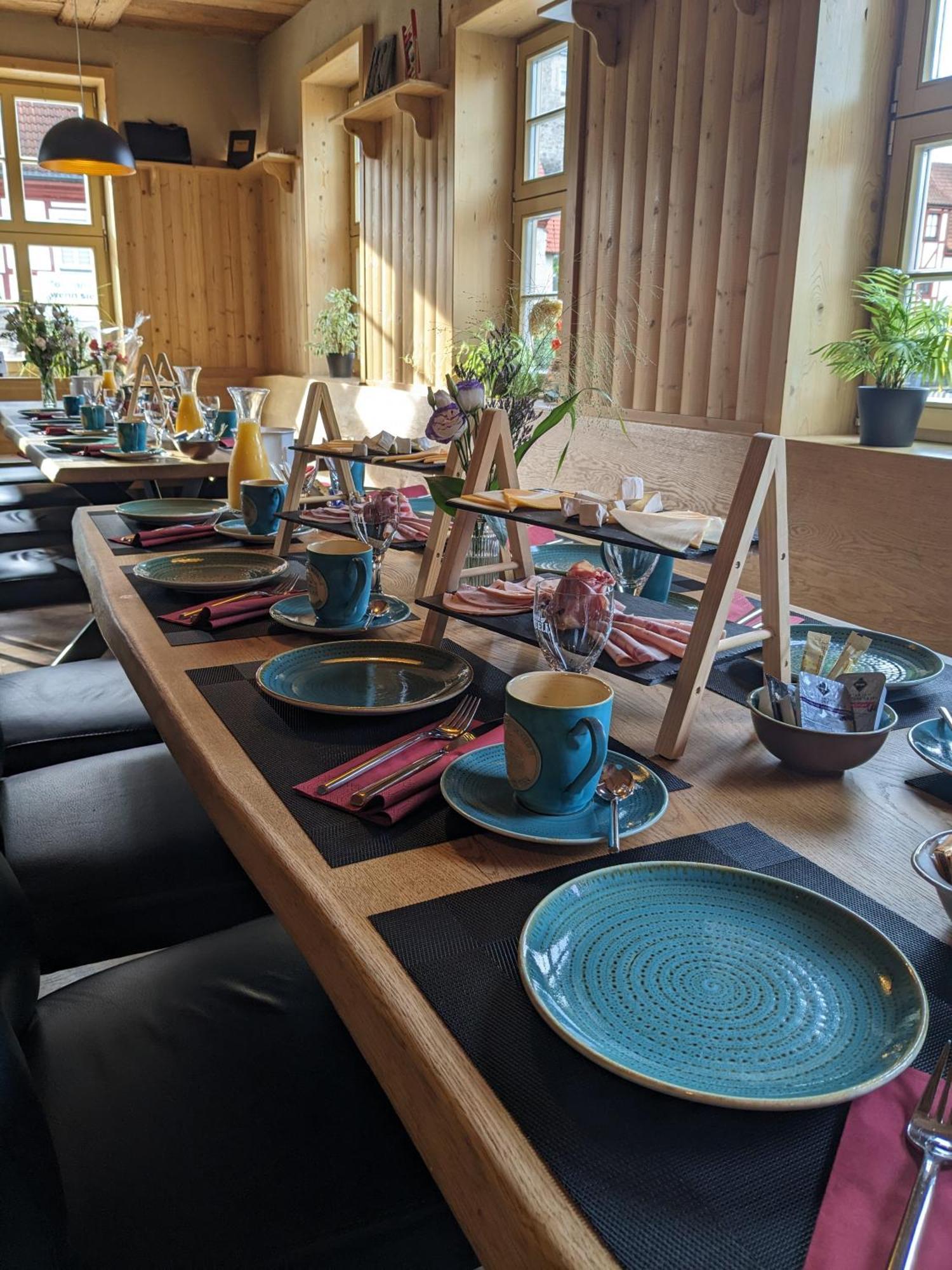 Teutsche Schule Hotel Schleusingen Екстериор снимка