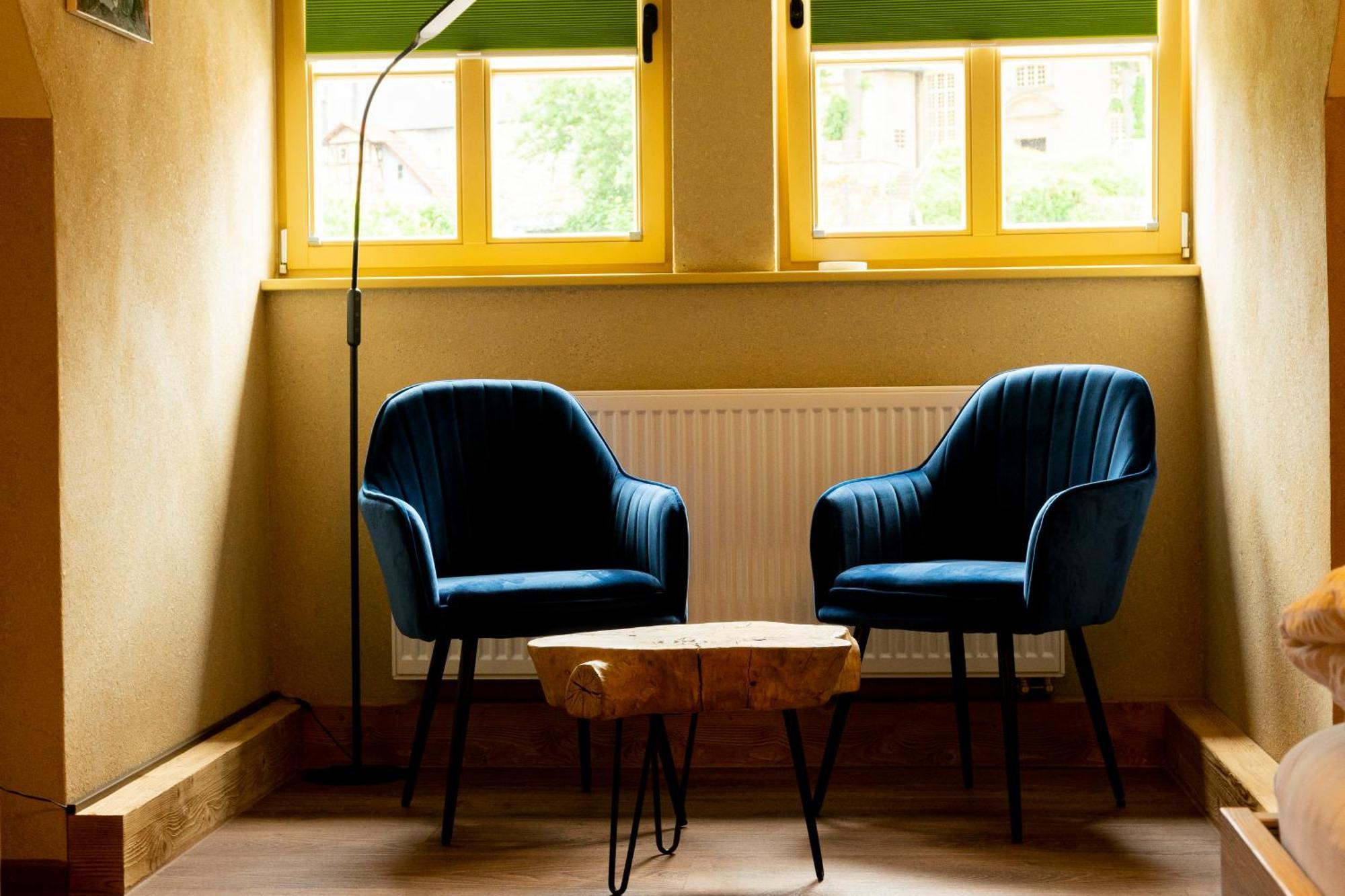 Teutsche Schule Hotel Schleusingen Екстериор снимка